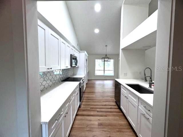 911 CENTERBROOK DRIVE, Brandon, FL 33511