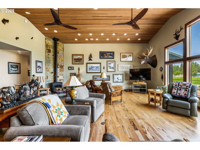 60 JENNINGS Rd, Trout Lake, WA 98650