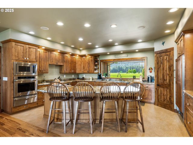 60 JENNINGS Rd, Trout Lake, WA 98650