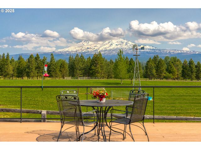 60 JENNINGS Rd, Trout Lake, WA 98650