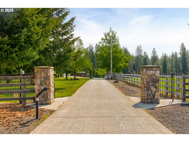 60 JENNINGS Rd, Trout Lake, WA 98650