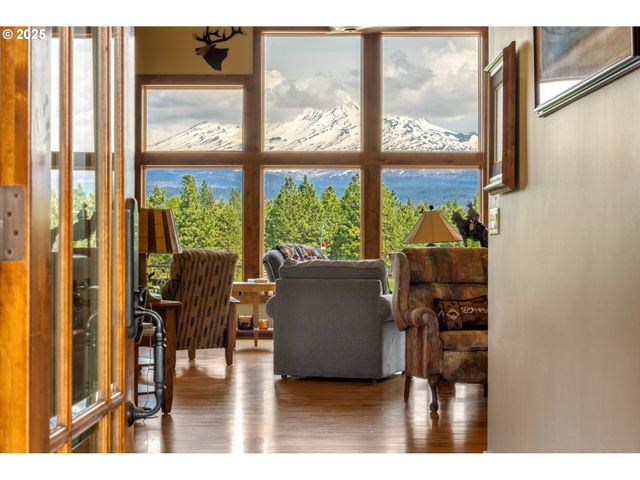 60 JENNINGS Rd, Trout Lake, WA 98650