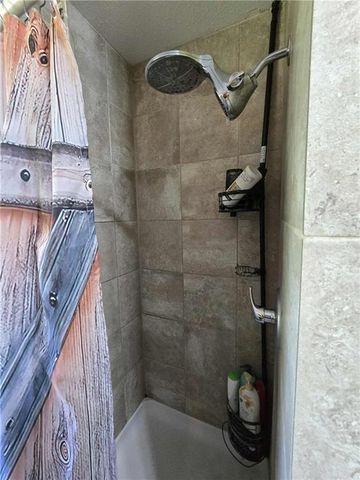 511 E Clinton Street, Clinton, MO 64735