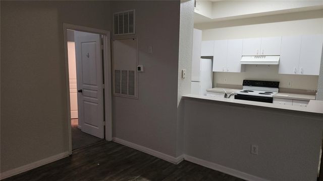 17101 CARRINGTON PARK DRIVE 421, Tampa, FL 33647