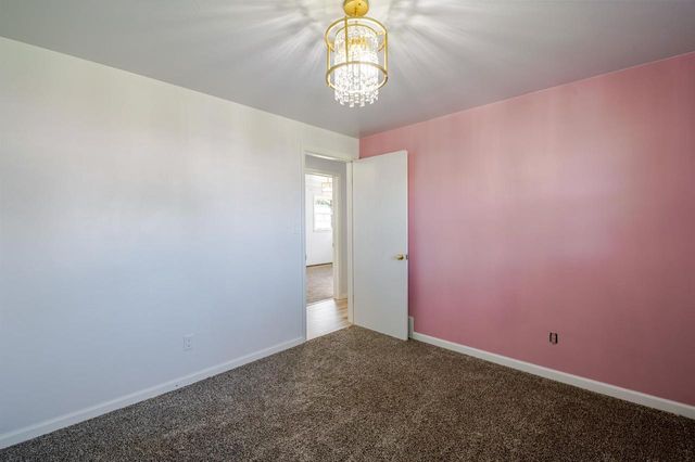 1073 SUBURBAN DRIVE, De Pere, WI 54115