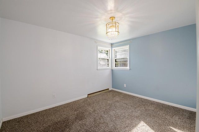 1073 SUBURBAN DRIVE, De Pere, WI 54115