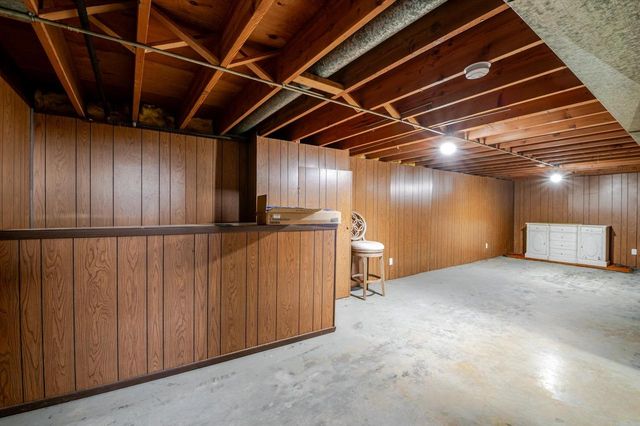 1073 SUBURBAN DRIVE, De Pere, WI 54115