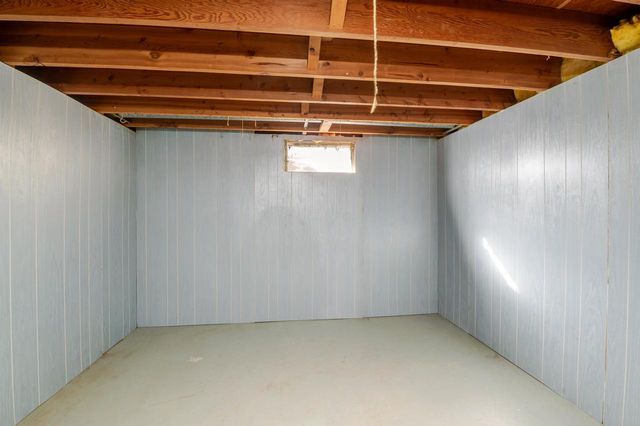 1073 SUBURBAN DRIVE, De Pere, WI 54115