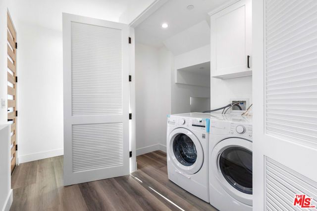 1255 N Gower Street, Los Angeles, CA 90038