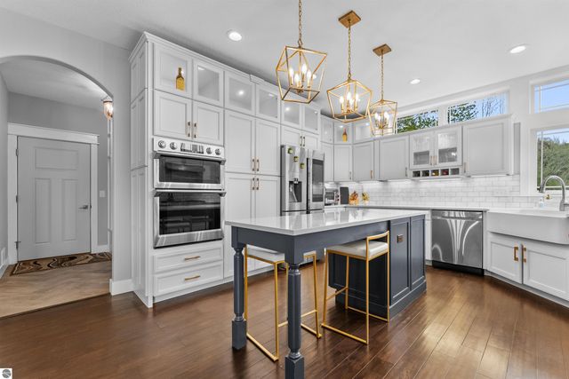 4344 Buteo Drive, Traverse City, MI 49684