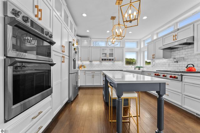 4344 Buteo Drive, Traverse City, MI 49684