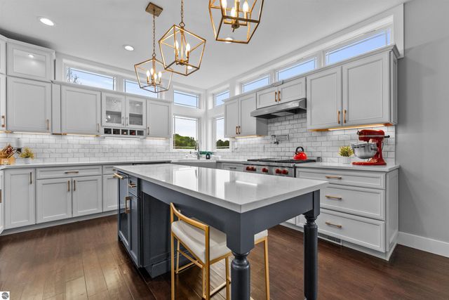 4344 Buteo Drive, Traverse City, MI 49684