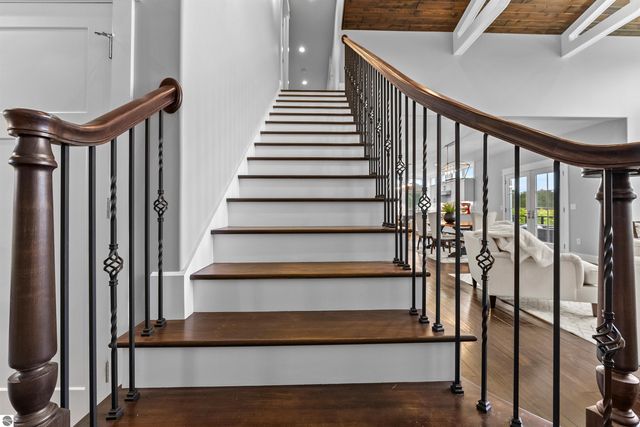 4344 Buteo Drive, Traverse City, MI 49684