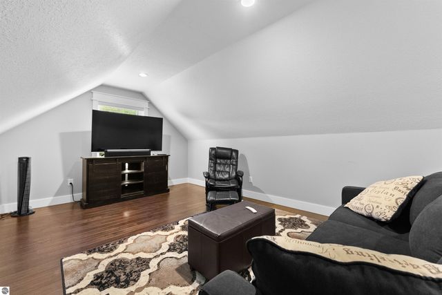 4344 Buteo Drive, Traverse City, MI 49684