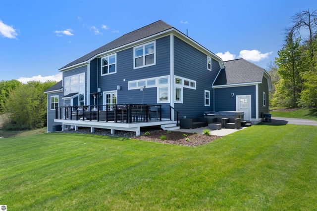 4344 Buteo Drive, Traverse City, MI 49684