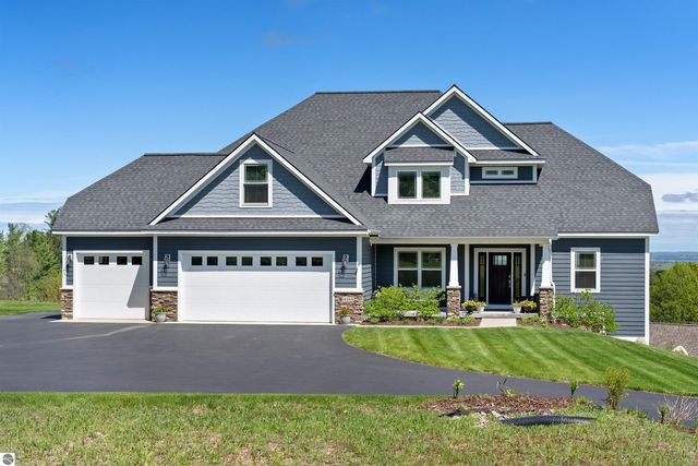 4344 Buteo Drive, Traverse City, MI 49684