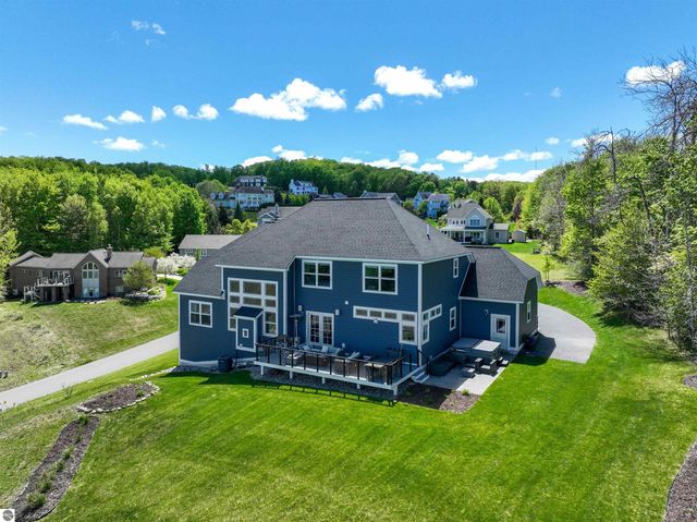 4344 Buteo Drive, Traverse City, MI 49684