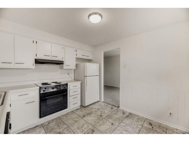 6130 W Mississippi Ave, Lakewood, CO 80226