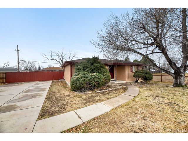 6130 W Mississippi Ave, Lakewood, CO 80226