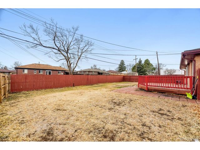 6130 W Mississippi Ave, Lakewood, CO 80226