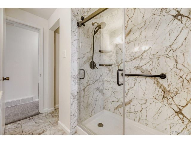 6130 W Mississippi Ave, Lakewood, CO 80226