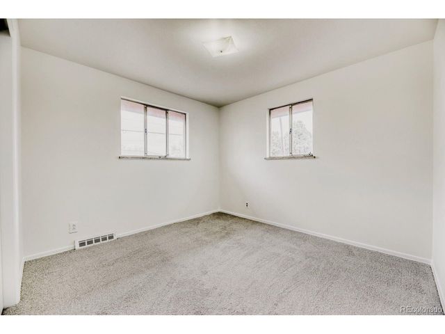 6130 W Mississippi Ave, Lakewood, CO 80226