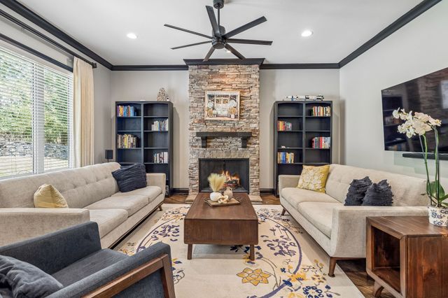 215 Higginson Pl, S, Gallatin, TN 37066
