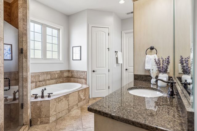 215 Higginson Pl, S, Gallatin, TN 37066