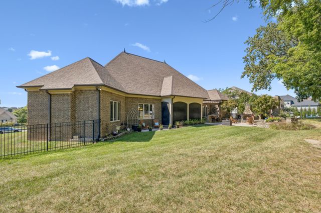 215 Higginson Pl, S, Gallatin, TN 37066