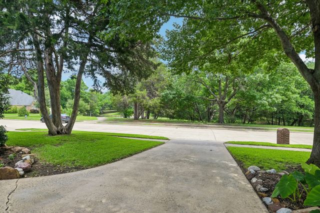 6909 Twin Ponds Drive, Plano, TX 75074