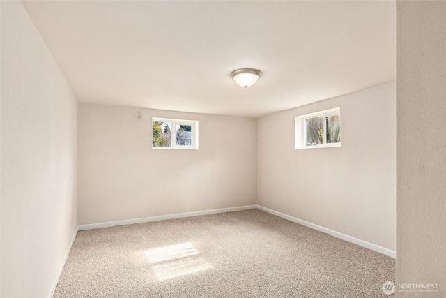 7755 29th Avenue NW, Seattle, WA 98117