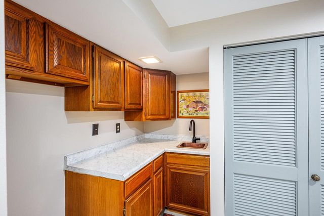 1081 N Eastwood DRIVE, Silver Lake, WI 53170