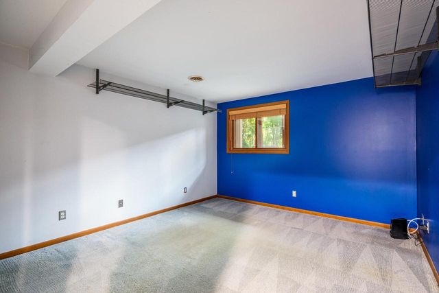 1081 N Eastwood DRIVE, Silver Lake, WI 53170