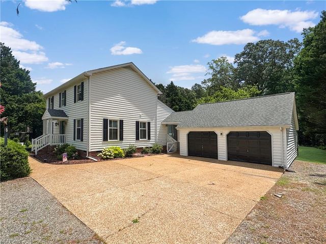 12107 Harcum RD, Gloucester, VA 23061