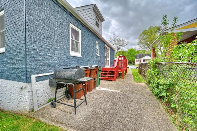2024 Dallas Avenue, North College Hill, OH 45239