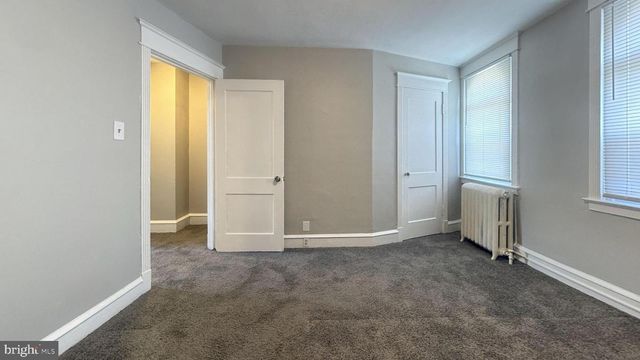 7008 CLINTON RD, Upper Darby, PA 19082