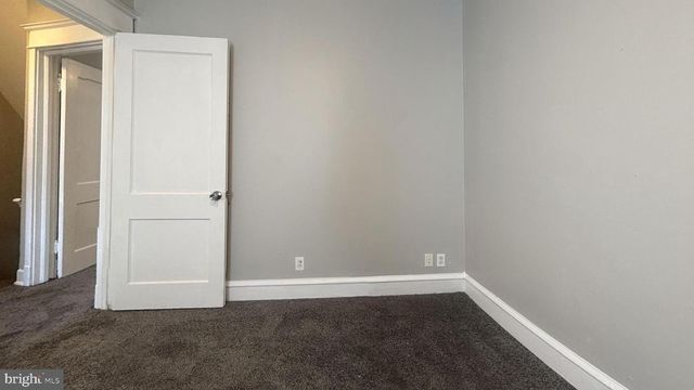 7008 CLINTON RD, Upper Darby, PA 19082