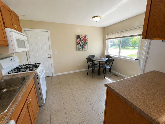 41900 Arthur Street, Van Buren Twp, MI 48111