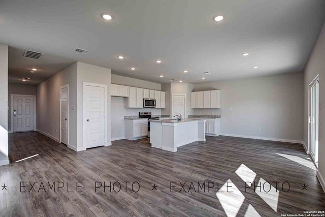 15542 Doublecreek Dr, San Antonio, TX 78253