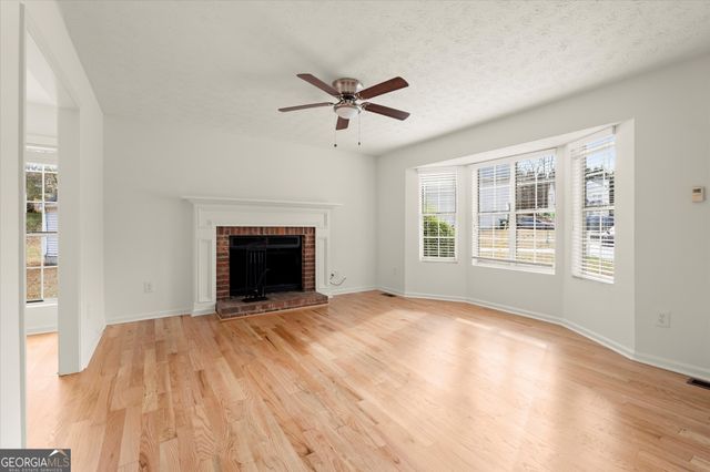 5984 Brookside Court SE, Mableton, GA 30126