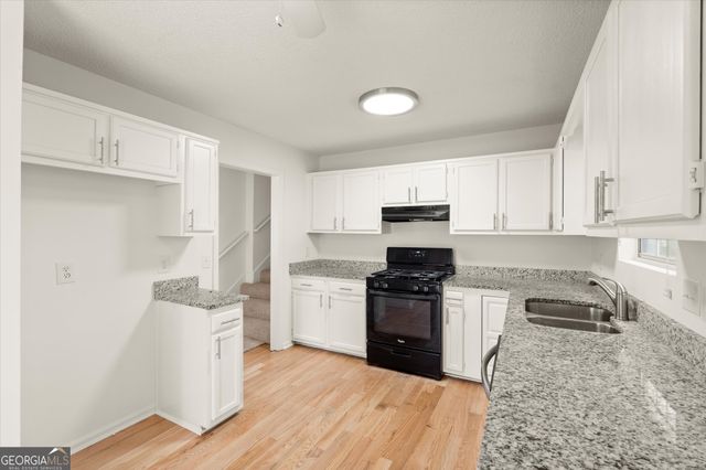 5984 Brookside Court SE, Mableton, GA 30126