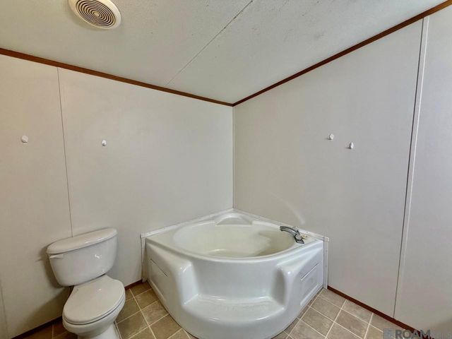 44036 Loop Rd, Prairieville, LA 70769