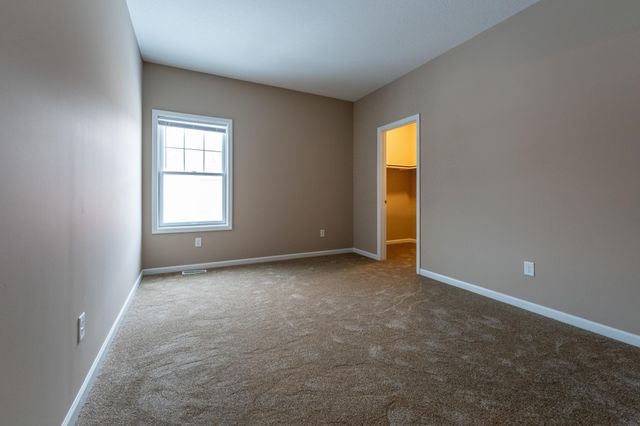 3371 Hazel Trail B, Woodbury, MN 55129