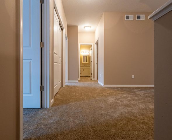 3371 Hazel Trail B, Woodbury, MN 55129