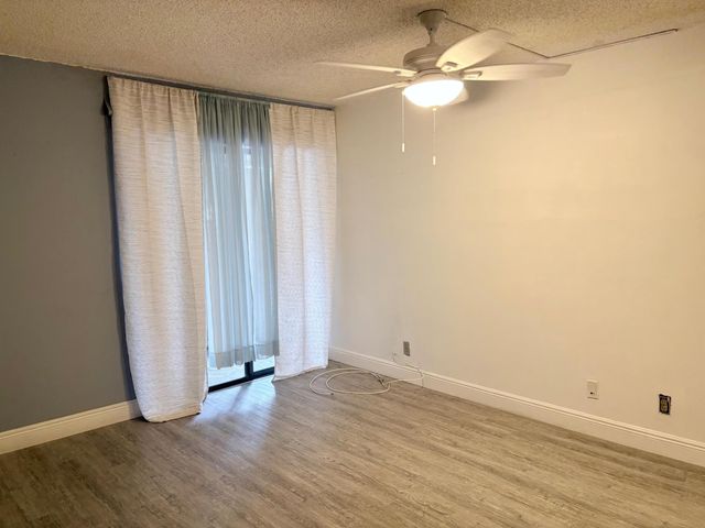 2316 S Cypress Bend Drive 318, Pompano Beach, FL 33069