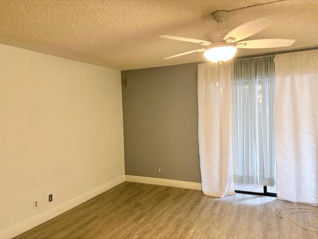 2316 S Cypress Bend Drive 318, Pompano Beach, FL 33069