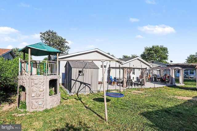 103 N JOHNSON RD, Sterling, VA 20164