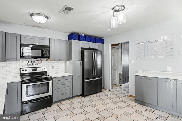 103 N JOHNSON RD, Sterling, VA 20164