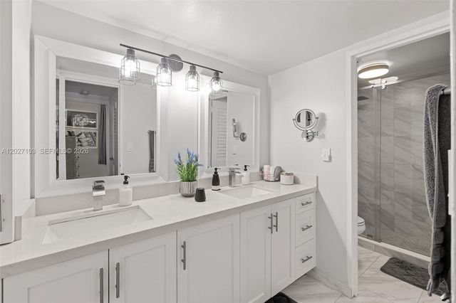 5001 Collins Avenue 1E, Miami Beach, FL 33140