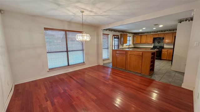 1409 Essex Drive, Desoto, TX 75115